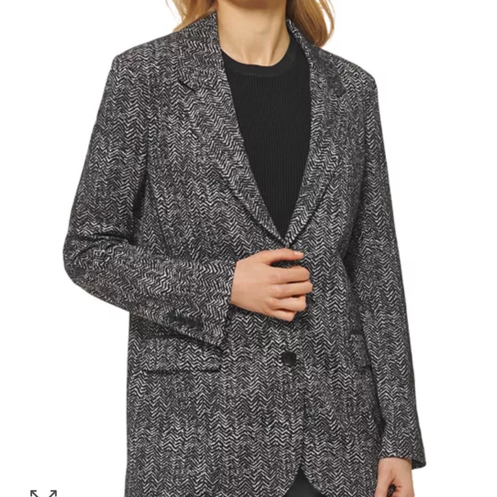 DKNY
Notched Lapel Blazer NWT